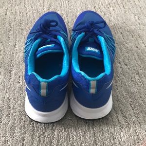 Nike Shoes - Nike Air Relentless 6 Sneakers Nike Shoes - Nike Air Relentless 6 Sneakers